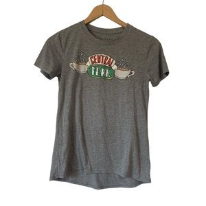 Gray FRIENDS Central Perk Graphic T-Shirt Woman’s Size XS